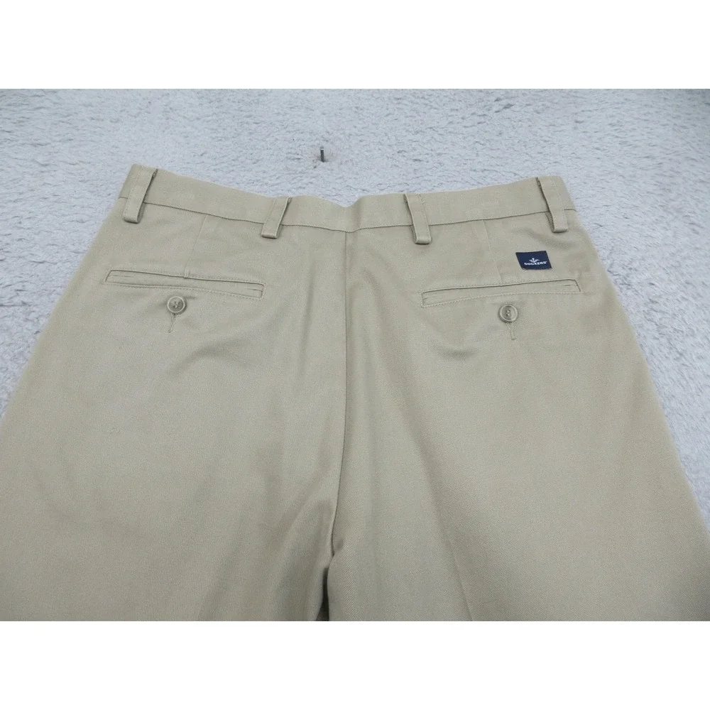 Dockers Pleated Khaki Chino Pants Mens 32x32 Beige Classic Fit Cotton Casual